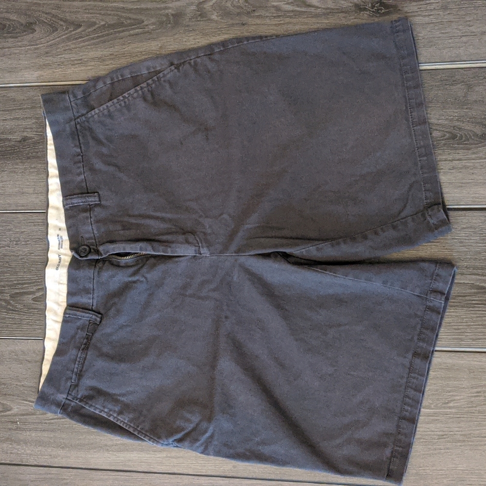 Old Navy Ultimate Slim Chino Shorts